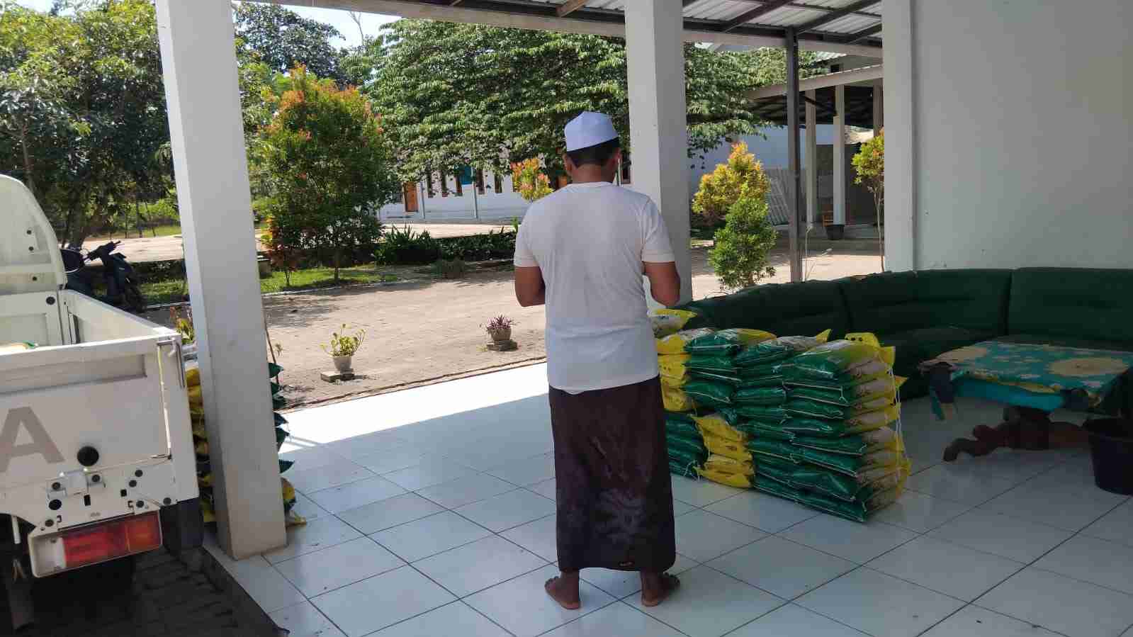 Penyelenggaraan Kegiatan Gerakan Pangan Murah, di  Halaman Kantor Kelurahan Wundudopi, Kec. Baruga, Kota Kendari _ Jumat, 23 Januari 2026